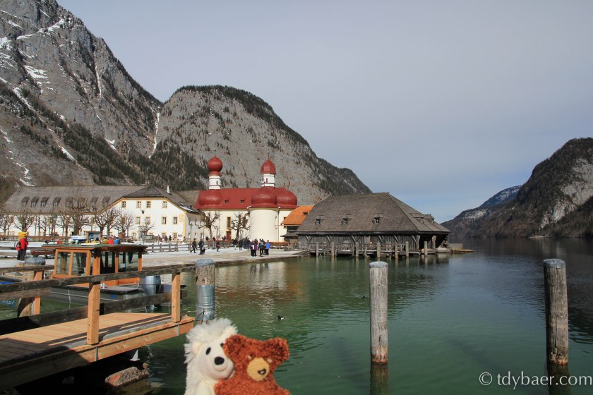 Schönes grünes Wasser