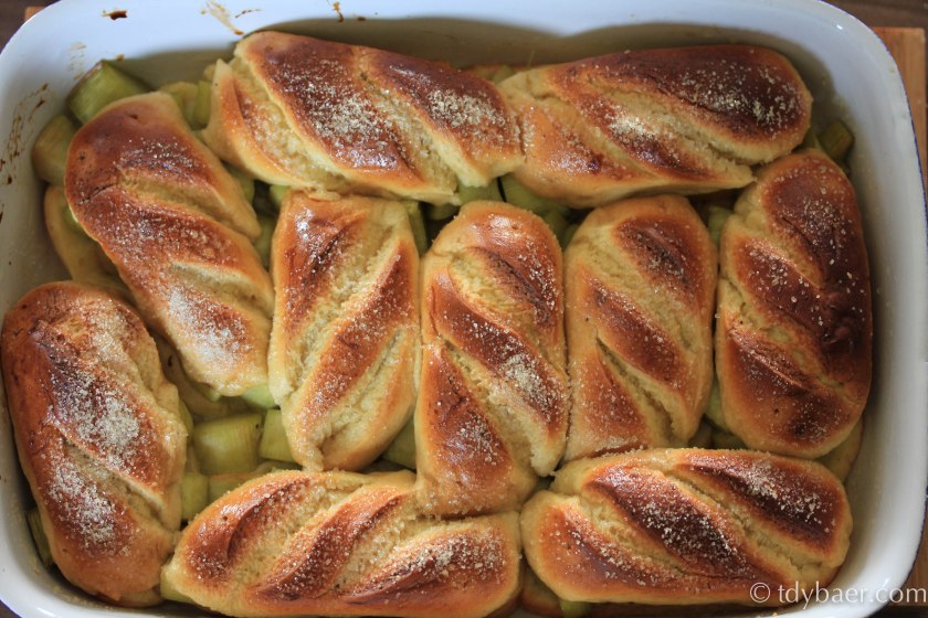 Rhabarber Brotpudding