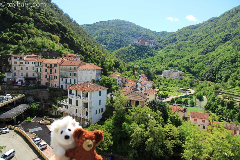 Blick auf den Nachbarort